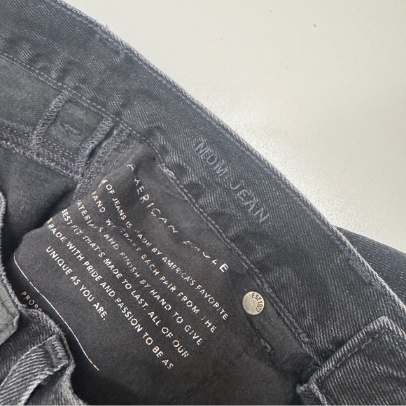 American eagle black gray distressed mom Jean size 0 - Picture 7 of 11